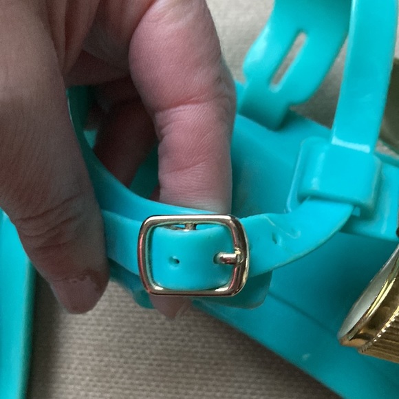 Kate Spade- Excellent used condition Turquoise and Gold bow jelly sandals size 6 - Picture 10 of 12